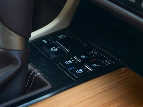 Used 2016 Lexus RX 350 AWD w/ Premium Package image 37
