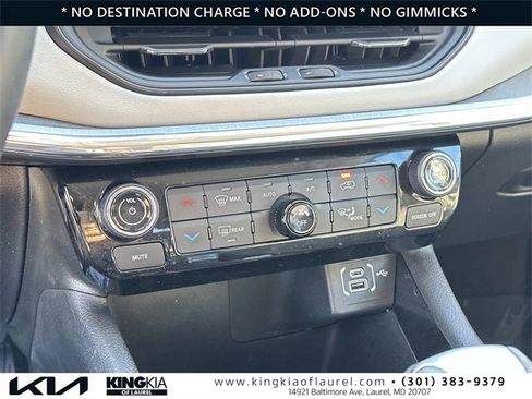 Used 2022 Jeep Compass Limited image 5