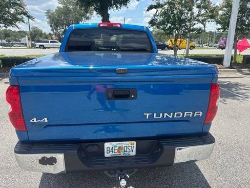 Used 2018 Toyota Tundra SR5 w/ SR5 Upgrade Package AWD/4WD image 6