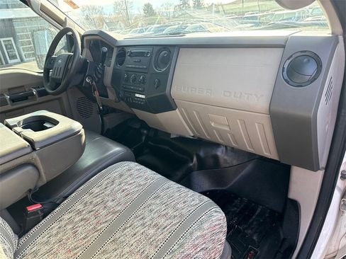 Used 2010 Ford F350 4x4 Crew Cab Super Duty image 16