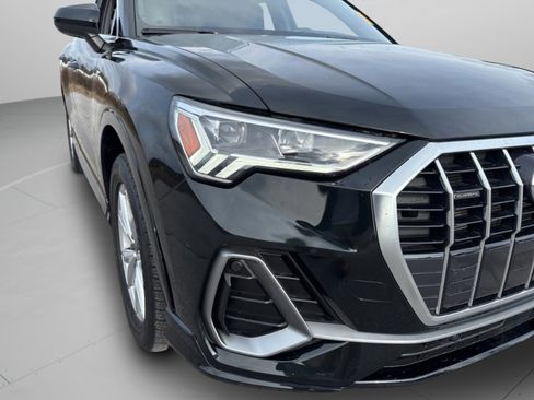 Used 2024 Audi Q3 2.0T Premium image 45