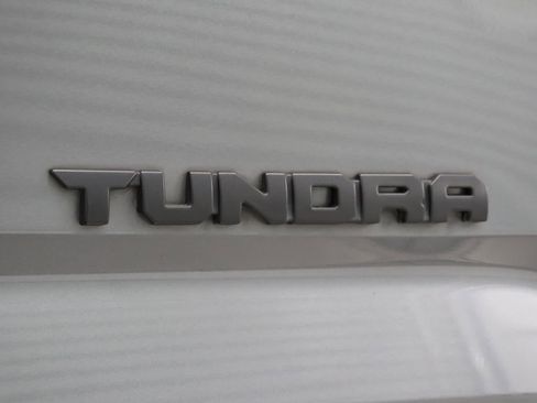 Used 2023 Toyota Tundra SR5 w/ SR5 Convenience Package AWD/4WD image 11