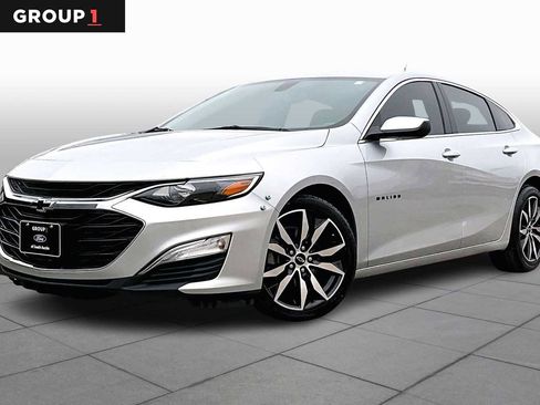 Used 2022 Chevrolet Malibu RS image 1