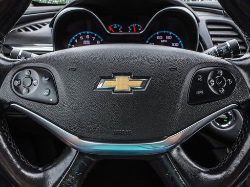 Used 2018 Chevrolet Impala Premier w/ Premier Confidence Package FWD image 16