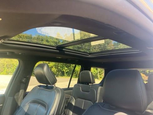 Used 2023 Jeep Grand Cherokee L Overland AWD/4WD image 36