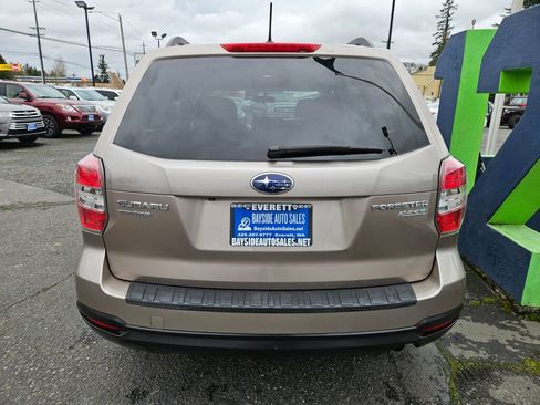 Used 2014 Subaru Forester 2.5i Premium image 2