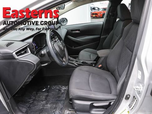 Used 2021 Toyota Corolla LE FWD image 13
