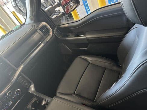 Used 2023 Ford F150 Lariat w/ Equipment Group 502A High image 8