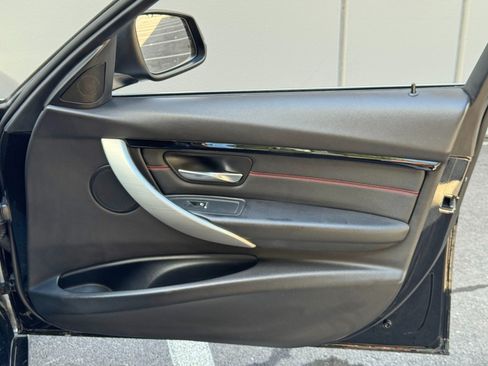Used 2018 BMW 330i Sedan RWD image 39