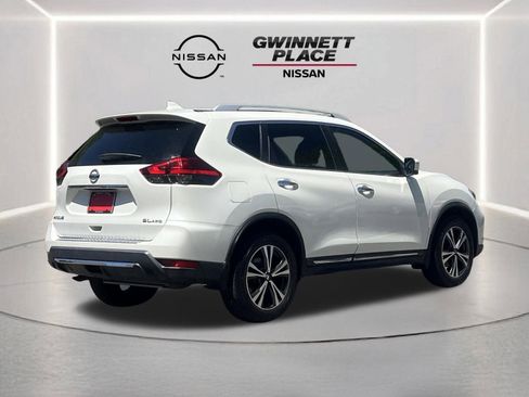 Used 2017 Nissan Rogue SL w/ SL Premium Package AWD/4WD image 25