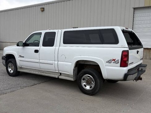 Used 2003 Chevrolet Silverado 2500 LS AWD/4WD image 5