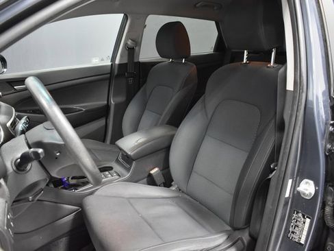 Used 2020 Hyundai Tucson SE image 5