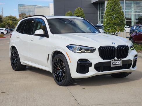 Used 2023 BMW X5 sDrive40i w/ M Sport Package image 3