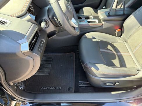 Certified 2024 Nissan Altima 2.5 SR image 18