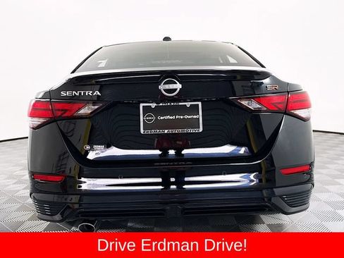 Used 2025 Nissan Sentra SR w/ SR Premium Package FWD image 22