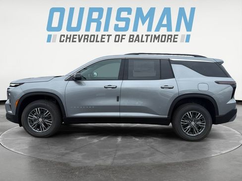 New 2026 Chevrolet Traverse LT w/ Driver Confidence Package image 3