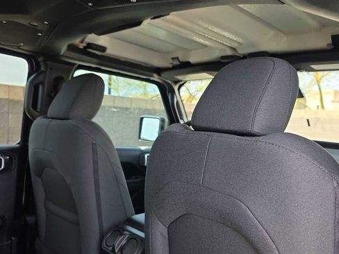 New 2026 Jeep Gladiator Sport image 42