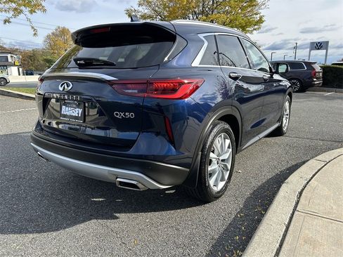 Certified 2022 INFINITI QX50 Essential image 8