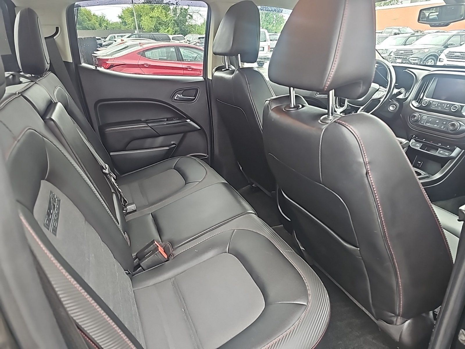 Used 2018 GMC Canyon All Terrain w/ All Terrain X Package AWD/4WD image 16