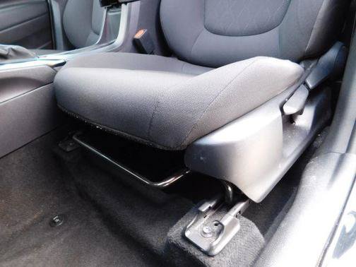 Used 2022 Toyota Corolla Cross LE FWD image 16