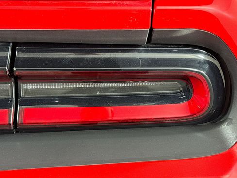 Used 2022 Dodge Challenger GT image 29