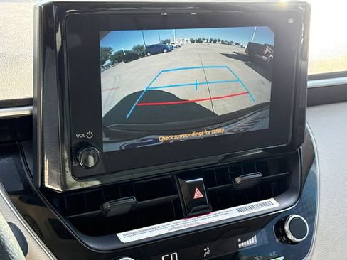 Used 2024 Toyota Corolla LE FWD image 24