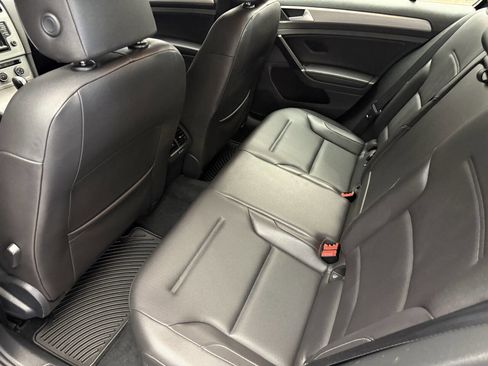 Used 2015 Volkswagen Golf SE FWD image 20