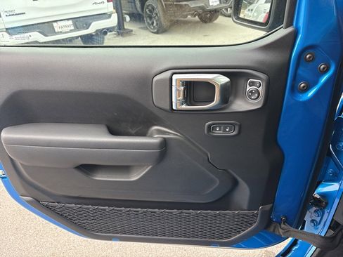 New 2026 Jeep Gladiator Rubicon image 23