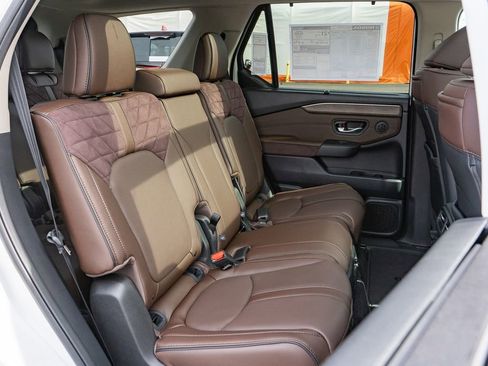 New 2026 Honda Pilot Elite image 16
