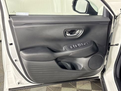 New 2026 Honda HR-V LX image 10