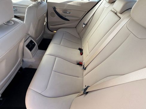 Used 2014 BMW 320i Sedan image 26