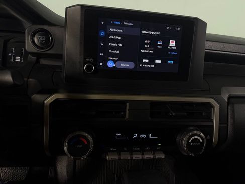 Used 2024 Toyota Tacoma SR image 17