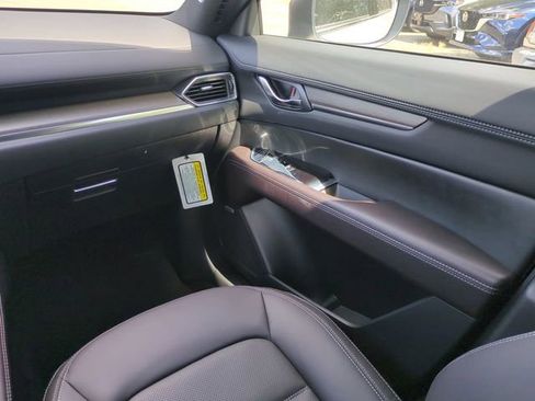 New 2025 MAZDA CX-5 Signature image 16