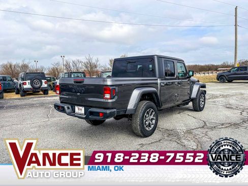 New 2026 Jeep Gladiator Sport image 7