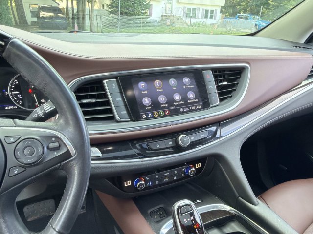 Used 2021 Buick Enclave Avenir w/ Avenir Technology Package AWD/4WD image 36