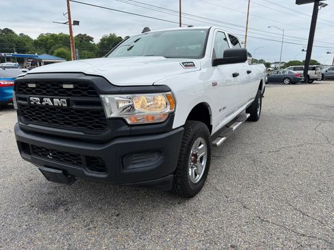 Used 2019 RAM 2500 Tradesman AWD/4WD image 11