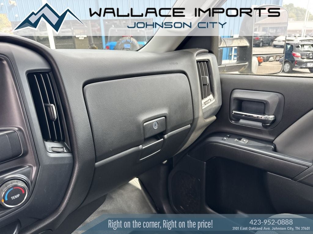 Used 2015 Chevrolet Silverado 3500 W/T AWD/4WD image 11