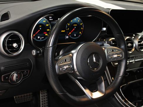 Used 2022 Mercedes-Benz GLC 300 4MATIC image 33