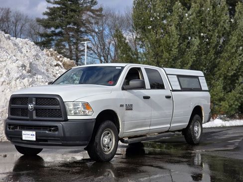 Used 2017 RAM 2500 Tradesman image 4