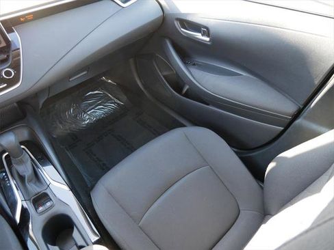 Certified 2020 Toyota Corolla LE image 15