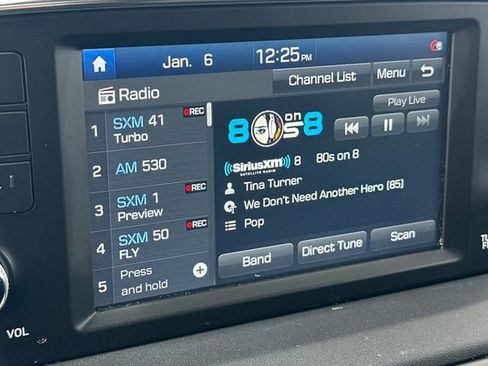 Used 2020 Hyundai Santa Fe SEL w/ Convenience + Premium Package image 17