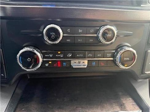 Used 2023 Ford F350 Lariat w/ Chrome Package image 49