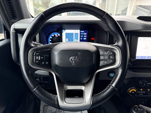 Certified 2022 Ford Bronco Black Diamond image 14