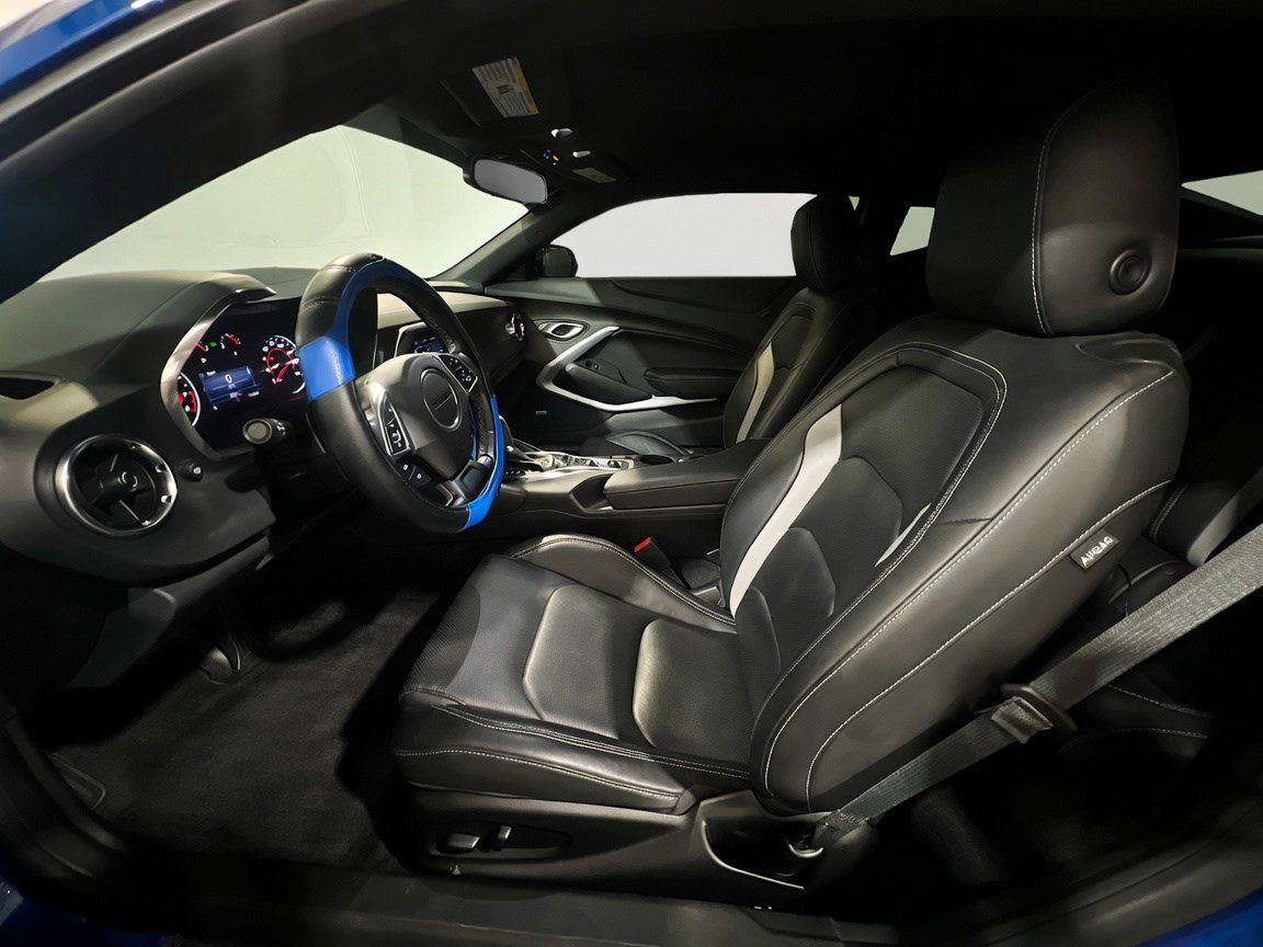 Used 2023 Chevrolet Camaro LT w/ Technology Package RWD image 15