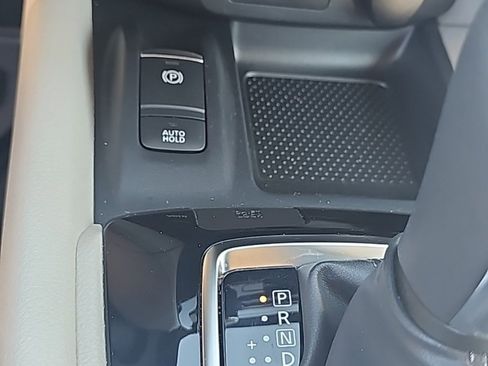 Used 2022 Nissan Rogue Sport SL image 23