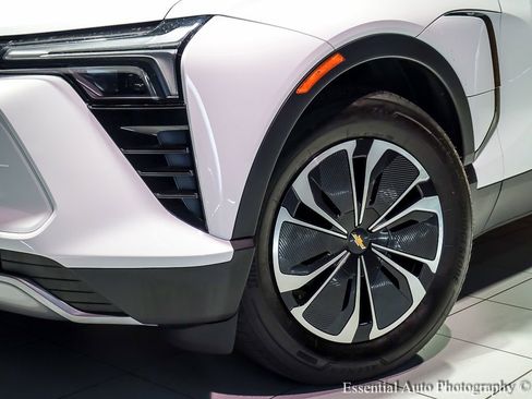 Used 2024 Chevrolet Blazer EV LT AWD/4WD image 5