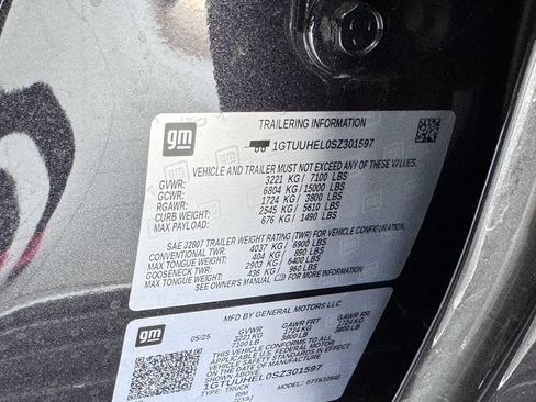 Certified 2025 GMC Sierra 1500 Denali Ultimate AWD/4WD image 11
