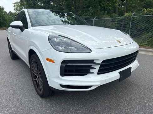 Used 2021 Porsche Cayenne Coupe AWD/4WD image 3