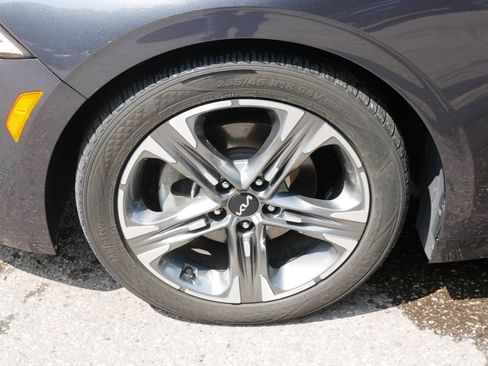 Used 2023 Kia K5 EX w/ EX Premium Package FWD image 9