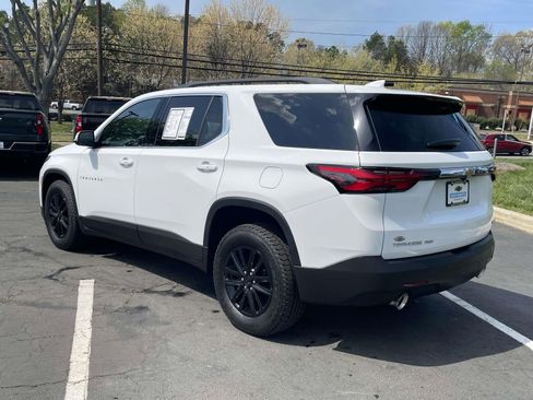 Used 2022 Chevrolet Traverse LT w/ LPO, Floor Liner Package image 7